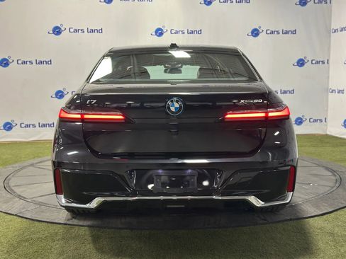 Used 2024 BMW i7 xDrive60 image 5