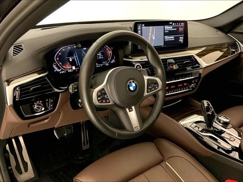 Used 2023 BMW 540i xDrive w/ Dynamic Handling Package AWD/4WD image 21