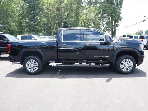 Used 2022 GMC Sierra 2500 Denali AWD/4WD image 4