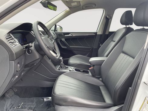 Used 2022 Volkswagen Tiguan SE AWD/4WD image 20