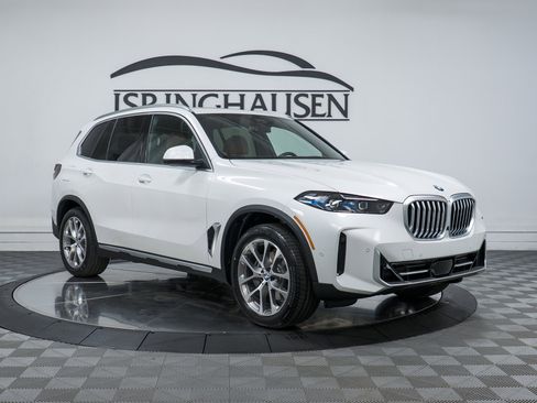 New 2026 BMW X5 xDrive40i w/ Executive Package image 3