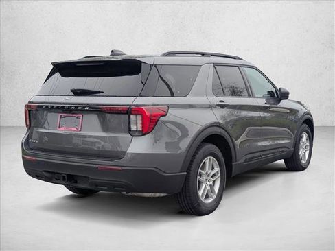 New 2026 Ford Explorer Active image 2