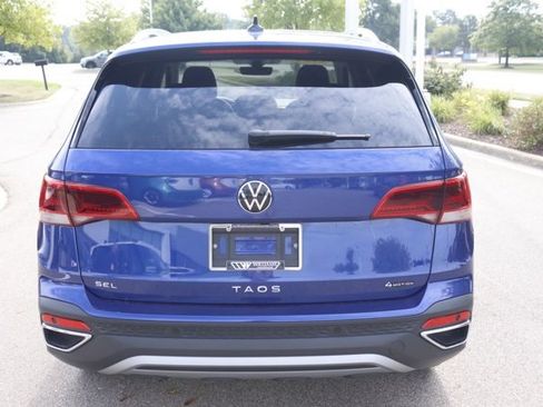 Used 2024 Volkswagen Taos SEL image 4