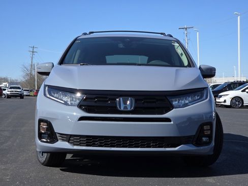 New 2026 Honda Odyssey Elite image 14