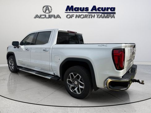 Used 2025 GMC Sierra 1500 SLT w/ SLT Premium Plus Package AWD/4WD image 5