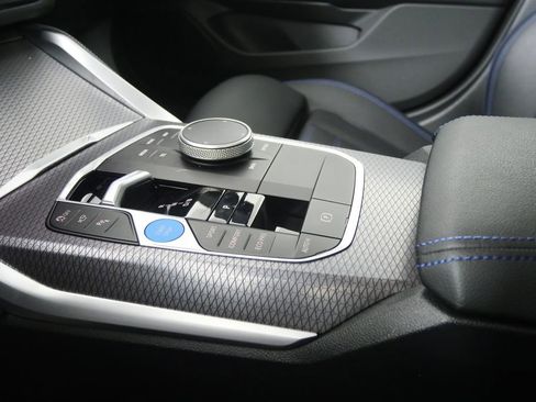 Used 2025 BMW i4 xDrive40i w/ M Sport Package image 28