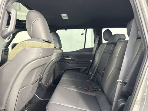 Used 2024 Lexus GX 550 AWD/4WD image 26