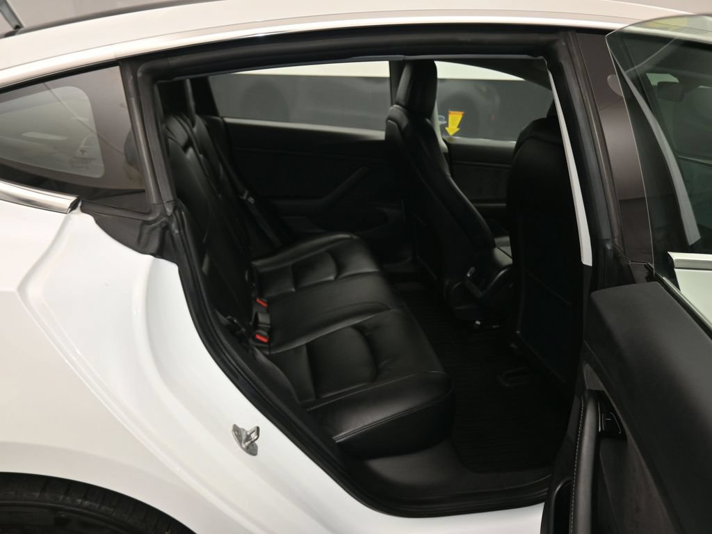 Used 2018 Tesla Model 3 Long Range AWD/4WD image 34