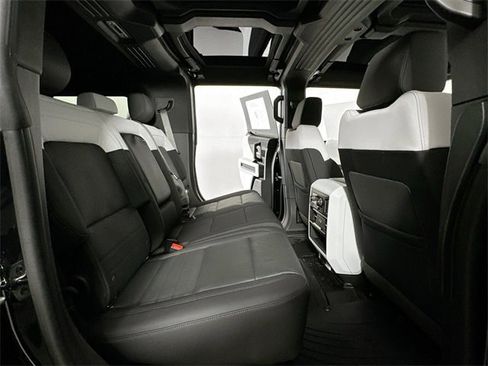 New 2024 GMC Hummer EV 2X w/ Extreme Off-Road Package image 23