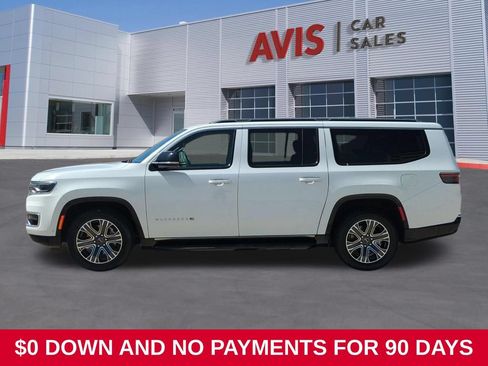 Used 2025 Jeep Wagoneer L Series II AWD/4WD image 10