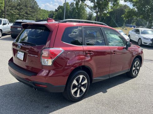Used 2018 Subaru Forester 2.5i Limited AWD/4WD image 7