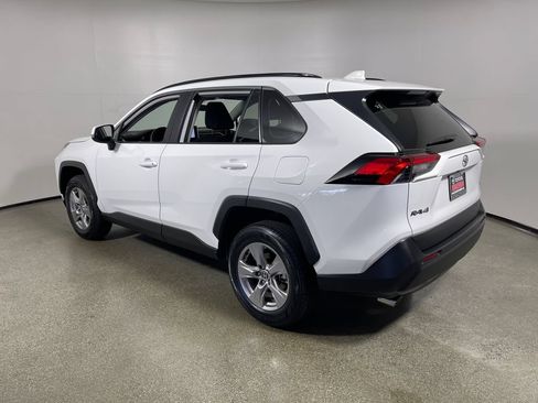 Certified 2025 Toyota RAV4 XLE FWD image 5