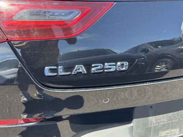 Used 2025 Mercedes-Benz CLA 250 4MATIC image 11