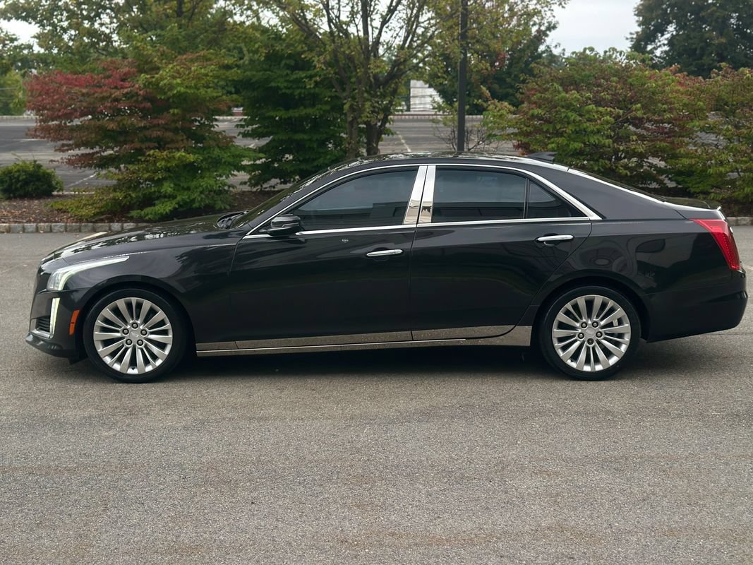 Used 2015 Cadillac CTS Luxury RWD image 4