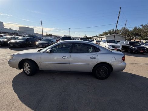 Used 2007 Buick LaCrosse CX image 8