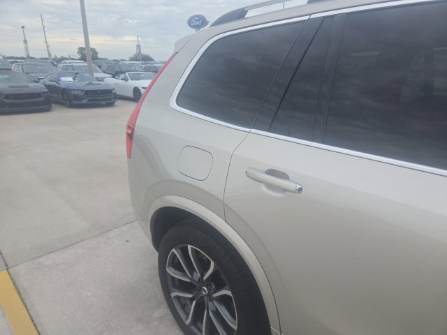 Used 2018 Volvo XC90 T6 Momentum w/ Convenience Package AWD/4WD image 8