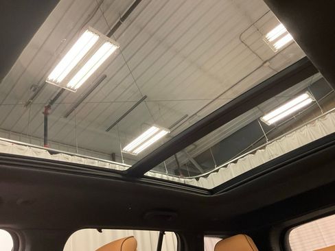 Used 2022 Jeep Grand Cherokee Summit image 10