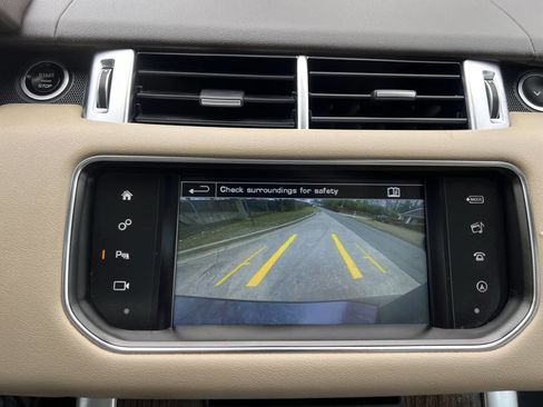 Used 2016 Land Rover Range Rover Sport HSE image 18