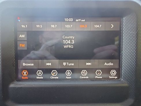 Used 2022 Jeep Gladiator Sport AWD/4WD image 24
