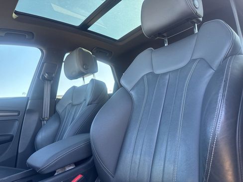 Used 2021 Audi Q5 2.0T Premium w/ Convenience Package image 36