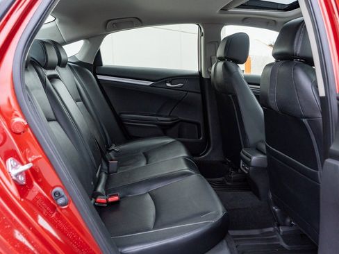 Certified 2019 Honda Civic Touring image 19