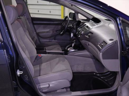 Used 2011 Honda Civic DX-VP image 24