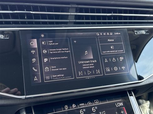 Used 2025 Audi Q7 3.0T Premium Plus image 24