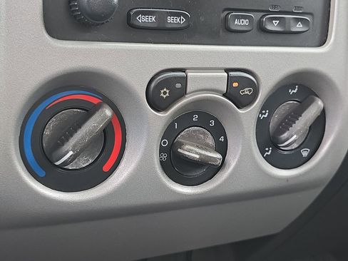 Used 2009 Chevrolet Colorado W/T image 14