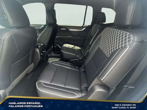 New 2026 GMC Acadia Denali w/ Super Cruise Package FWD image 24