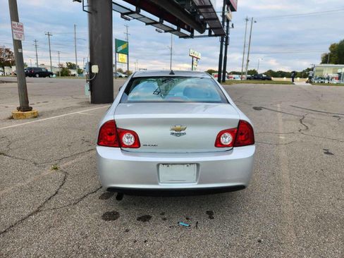 Used 2012 Chevrolet Malibu LS w/ LS Uplevel Package image 4