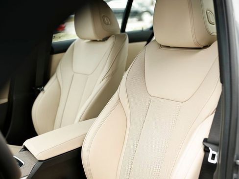 New 2026 BMW 330i 330i w/ Premium Package image 21