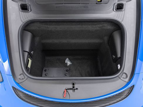 Used 2025 Porsche 718 Cayman GT4 RS RWD image 17