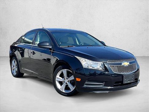 Used 2014 Chevrolet Cruze LT FWD image 12