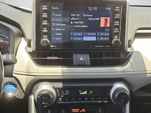 Used 2020 Toyota RAV4 XLE w/ Convenience Package AWD/4WD image 20