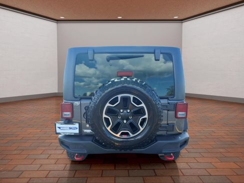 Used 2016 Jeep Wrangler Unlimited Rubicon AWD/4WD image 7