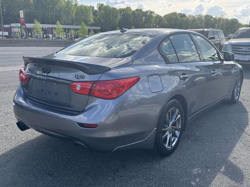 Used 2017 INFINITI Q50 Signature Edition w/ All Weather Package (L93) image 4