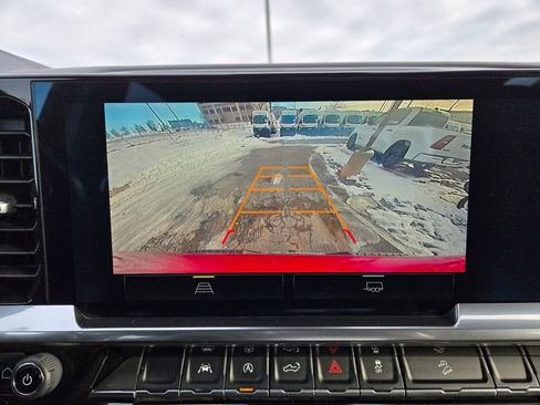 Used 2022 Chevrolet Silverado 1500 LT image 22