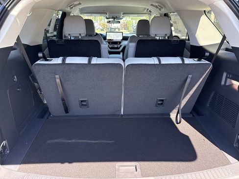 New 2026 Ford Explorer Active image 21