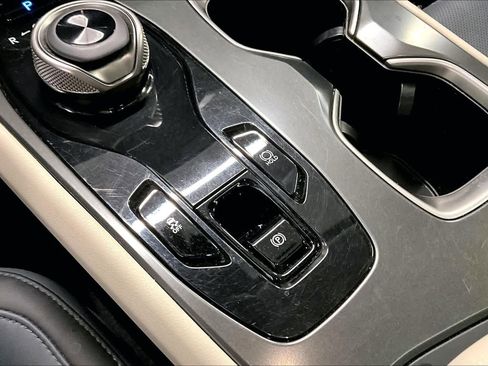 Used 2023 Lexus RZ 450e Premium w/ Technology Package image 33