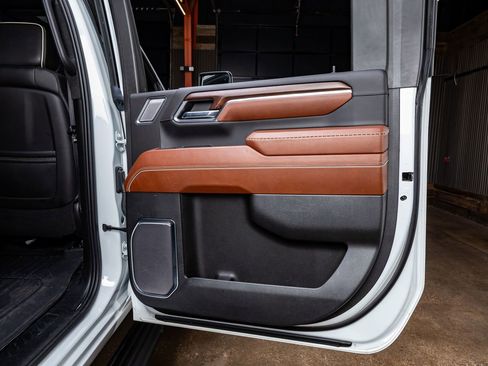 Used 2024 GMC Sierra 2500 Denali Ultimate image 39