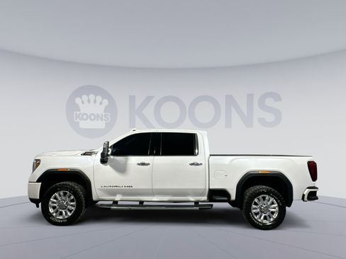 Used 2022 GMC Sierra 2500 Denali w/ Denali Ultimate Package image 2