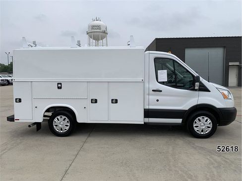 Used 2019 Ford Transit 350 138 w/ Interior Upgrade Package RWD image 5