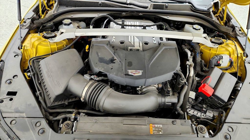 Used 2025 Cadillac CT5 V Blackwing w/ Parking Package RWD image 27