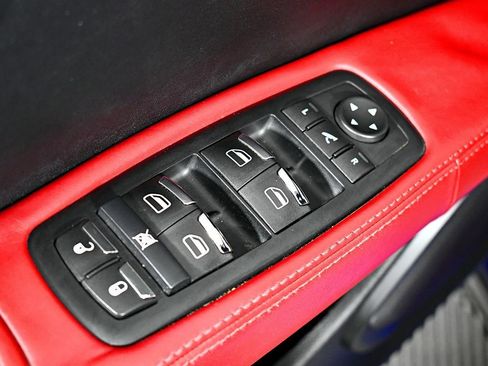 Used 2017 Maserati Ghibli S image 16