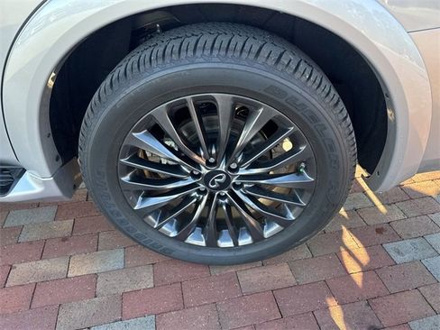 Used 2023 INFINITI QX80 Premium Select w/ Cargo Package image 7