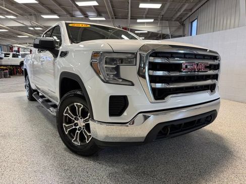 Used 2019 GMC Sierra 1500 SLE w/ SLE Convenience Package AWD/4WD image 1