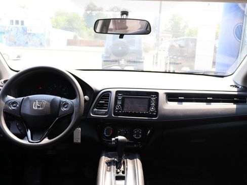 Used 2016 Honda HR-V LX image 12
