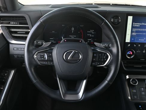 Used 2024 Lexus GX 550 w/ Cold Area Package image 17