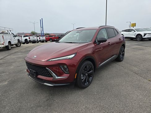 New 2024 Buick Envision Sport Touring image 7