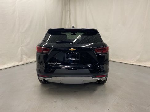Used 2025 Chevrolet Blazer LT AWD/4WD image 7
